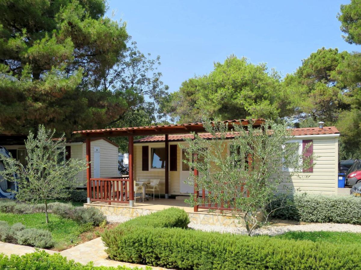 Holiday Home Camp Rozac - Tgr215 Trogir Exterior foto